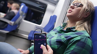 Experiencia Pov De Mujeres Teniendo Orgasmos En El Tren